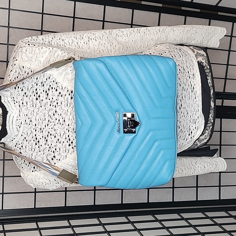 Marina Galanti quilted purse